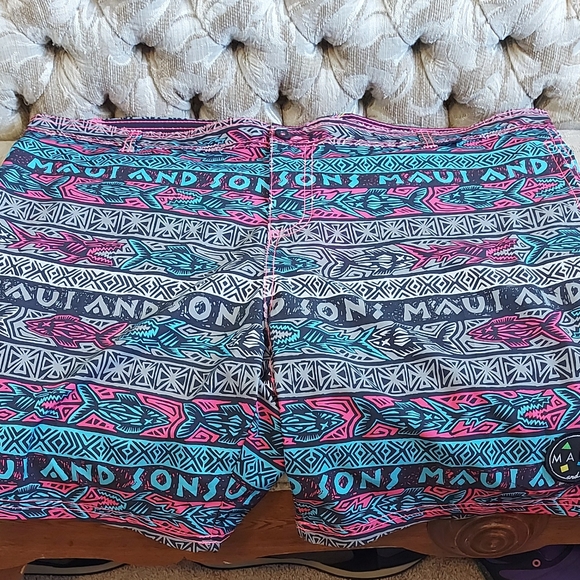 MAUI AND SONS ♡ Mens Swimwear - Picture 6 of 11
